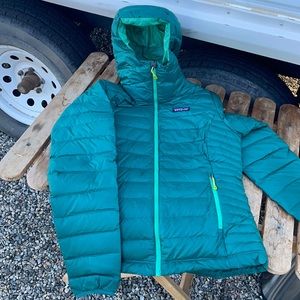 Patagonia women’s down jacket with hood